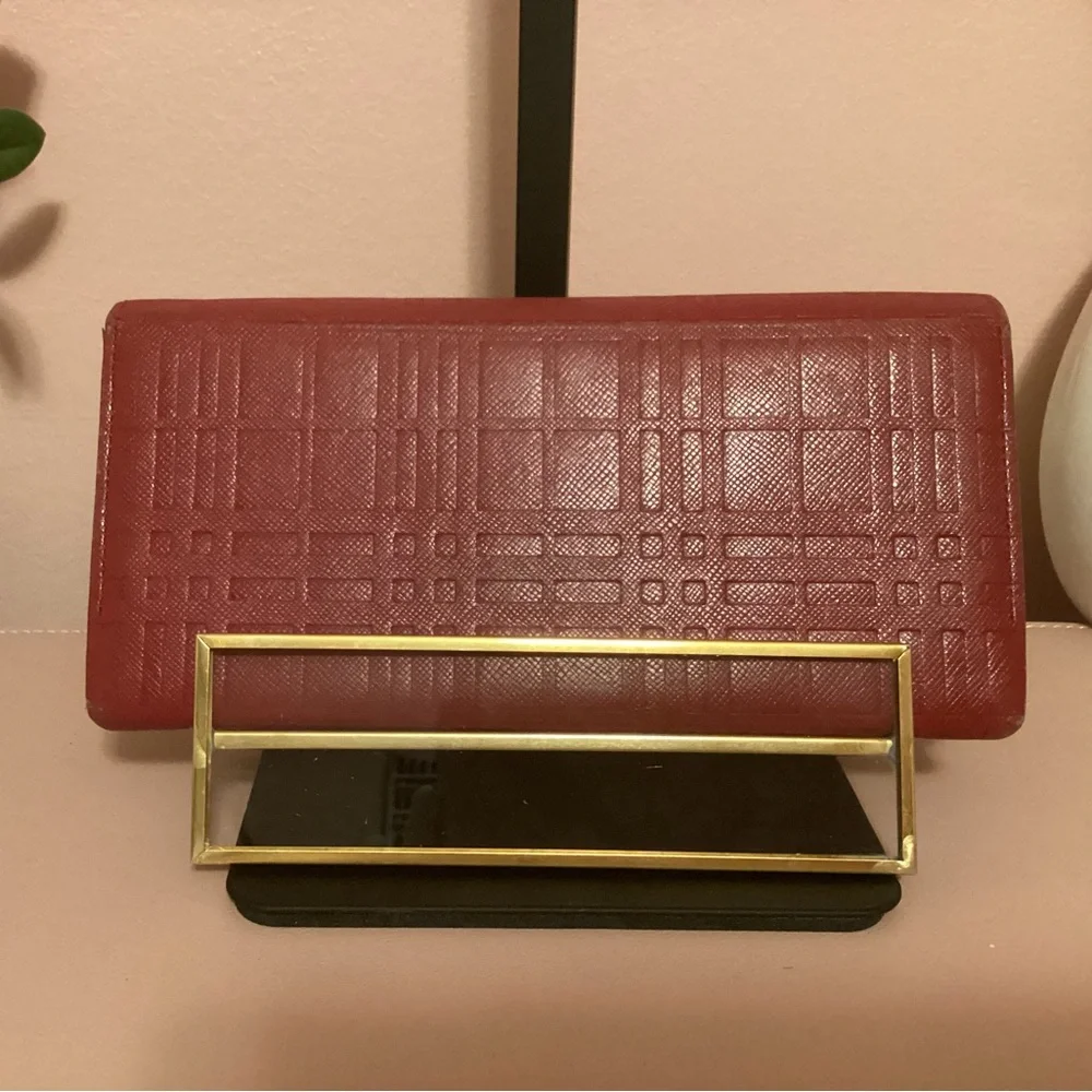Red Burberry Textured Nova Check Long Wallet pre-loved - Picture 6 of 9